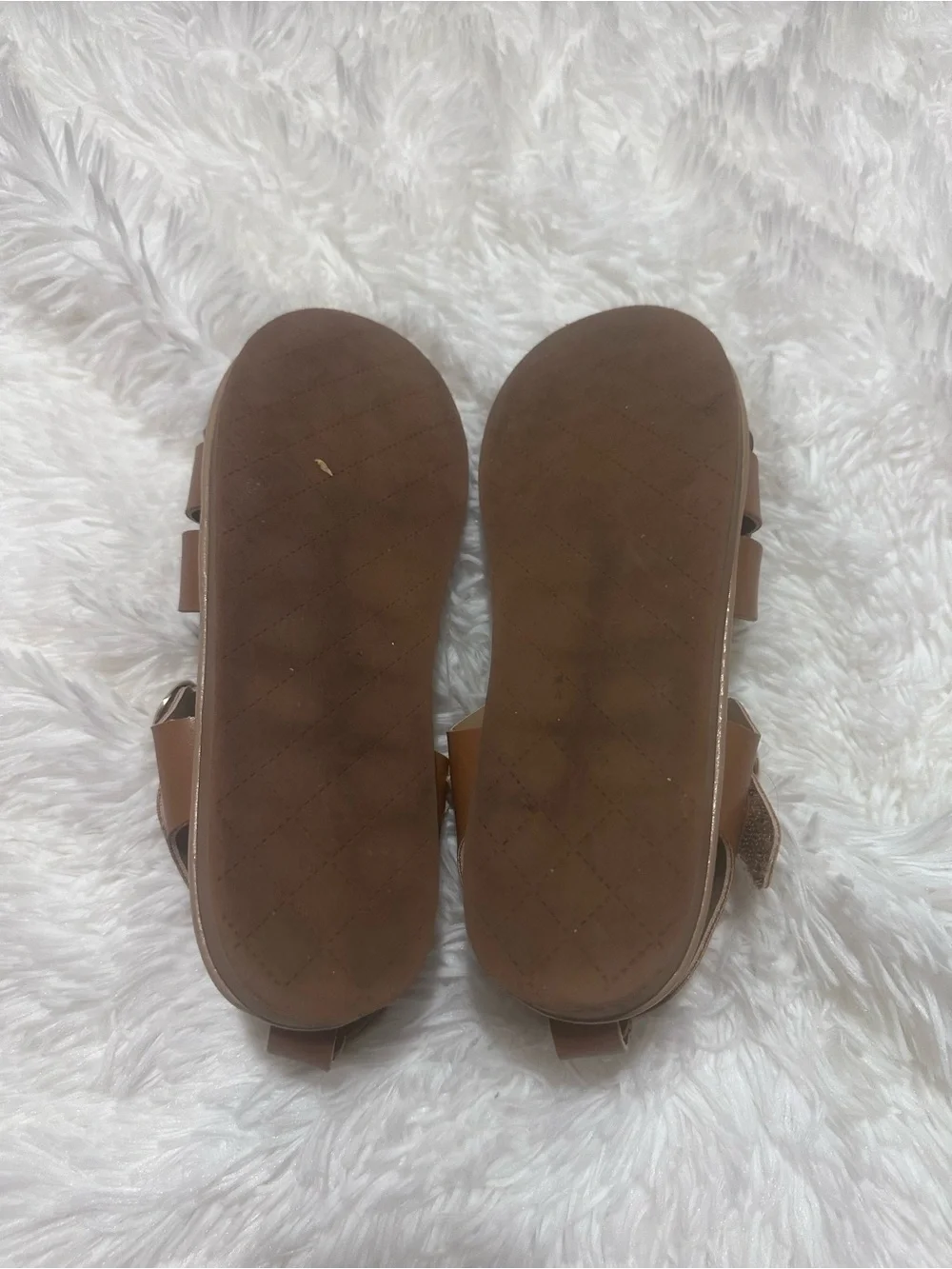 Used Nordstrom Brown Girls' T-Strap Woven Sandals size 3.
